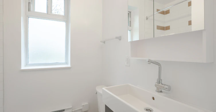 107 Redpath Avenue, Toronto, ON, M4S 2J9 - 8