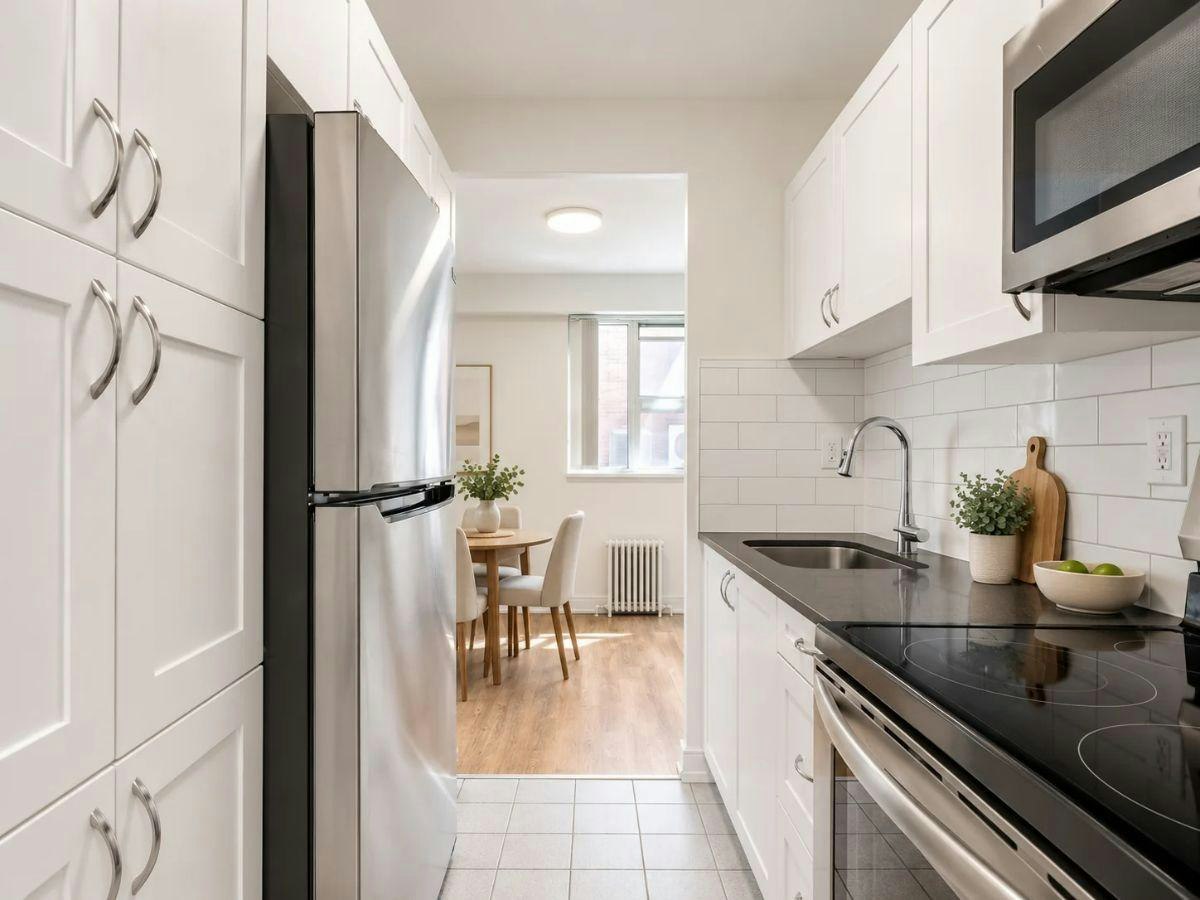 0704-161 St George Street, Toronto, ON, M5R 2M3 - 3