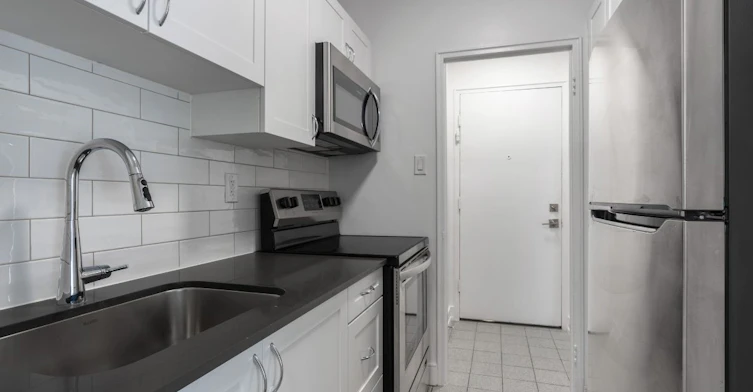 0405-161 St George Street, Toronto, ON, M5R 2M3 - 17