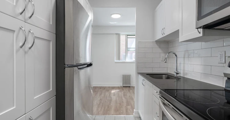 0704-161 St George Street, Toronto, ON, M5R 2M3 - 15