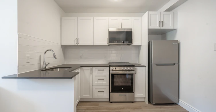 C4-608 Church Street, Toronto, ON, M4Y 2E7 - 8