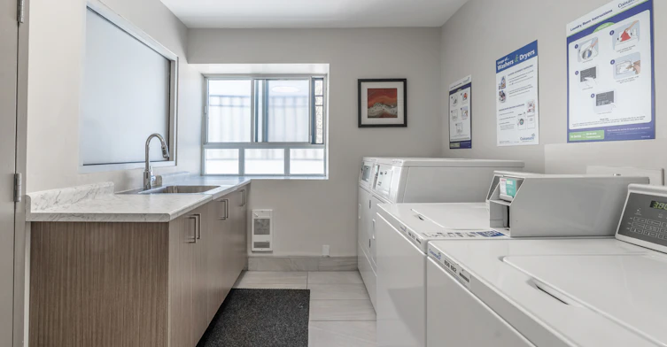 D8-608 Church Street, Toronto, ON, M4Y 2E7 - 10
