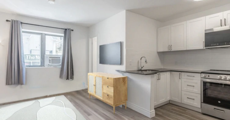 D8-608 Church Street, Toronto, ON, M4Y 2E7 - 4