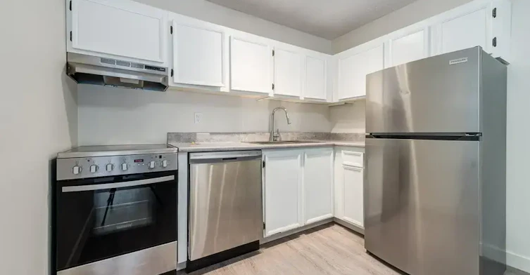 1302-121 Clancy Drive, Saskatoon, SK, S7M 5J9 - 5