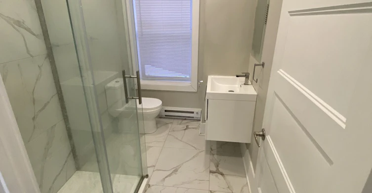 2431-2421 De Maisonneuve East, Montréal, QC, H2K 2E8 - 4