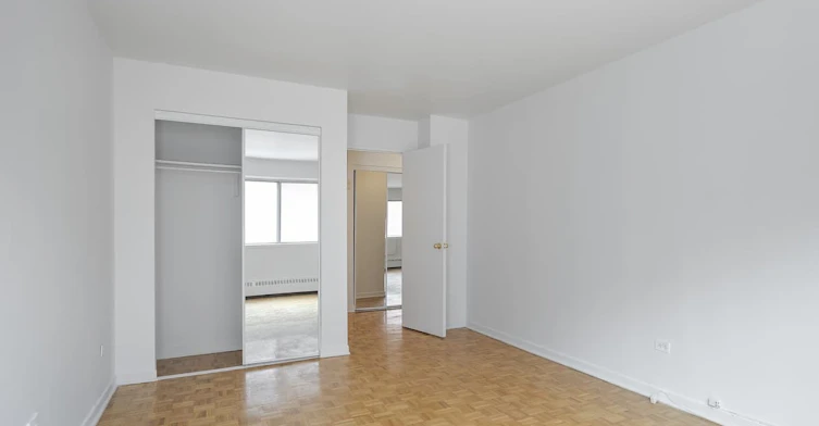 4760 De La Côte Des Neiges Chemin, Montréal, QC, H3V 1G3 - 10
