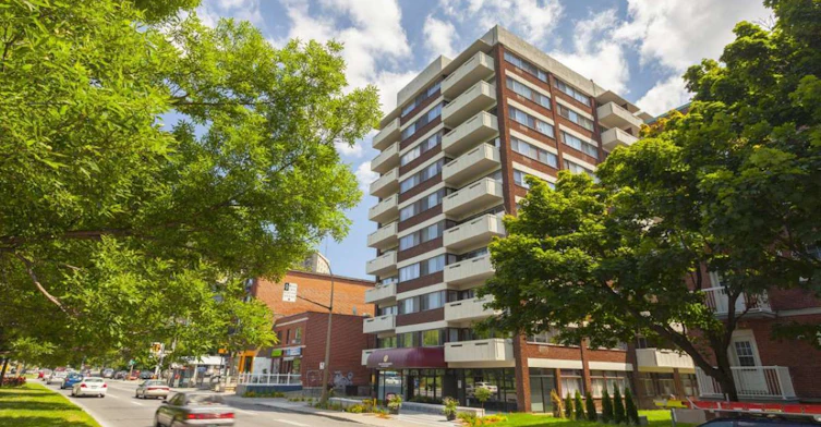 4760 De La Côte Des Neiges Chemin, Montréal, QC, H3V 1G3 - 6