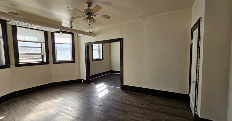 1-2078 Garnet Street, Regina, SK, S4T 2Z6 - 9