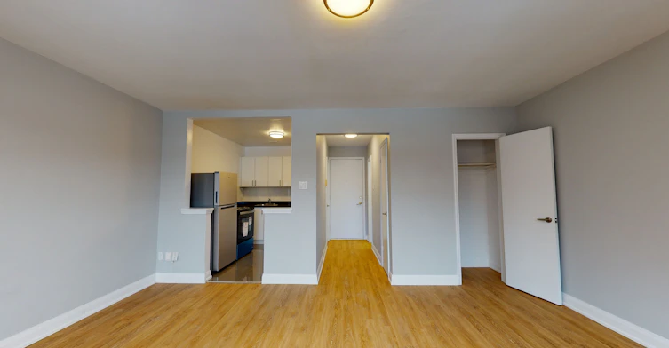 4 Greentree Court, Toronto, ON, M6M 2A5 - 5