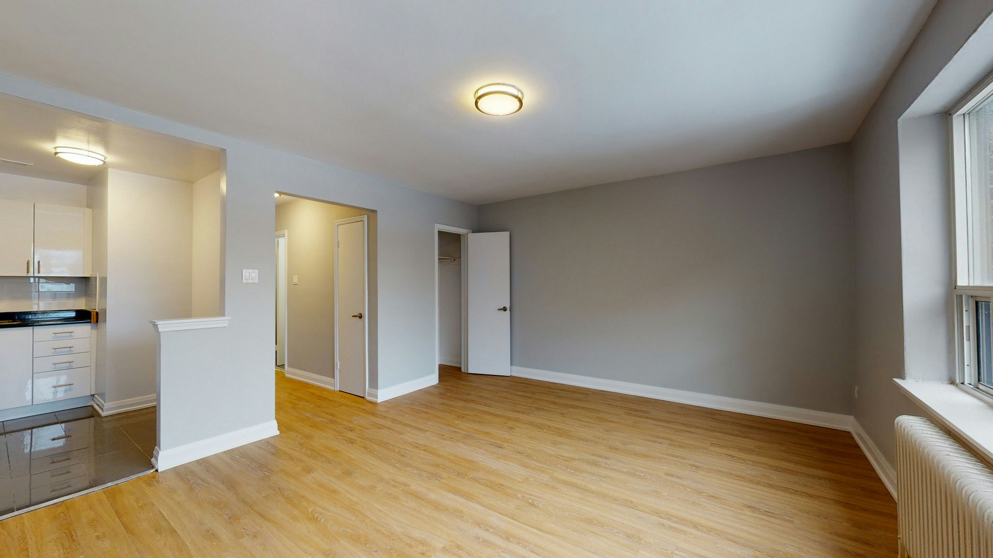 4 Greentree Court, Toronto, ON, M6M 2A5