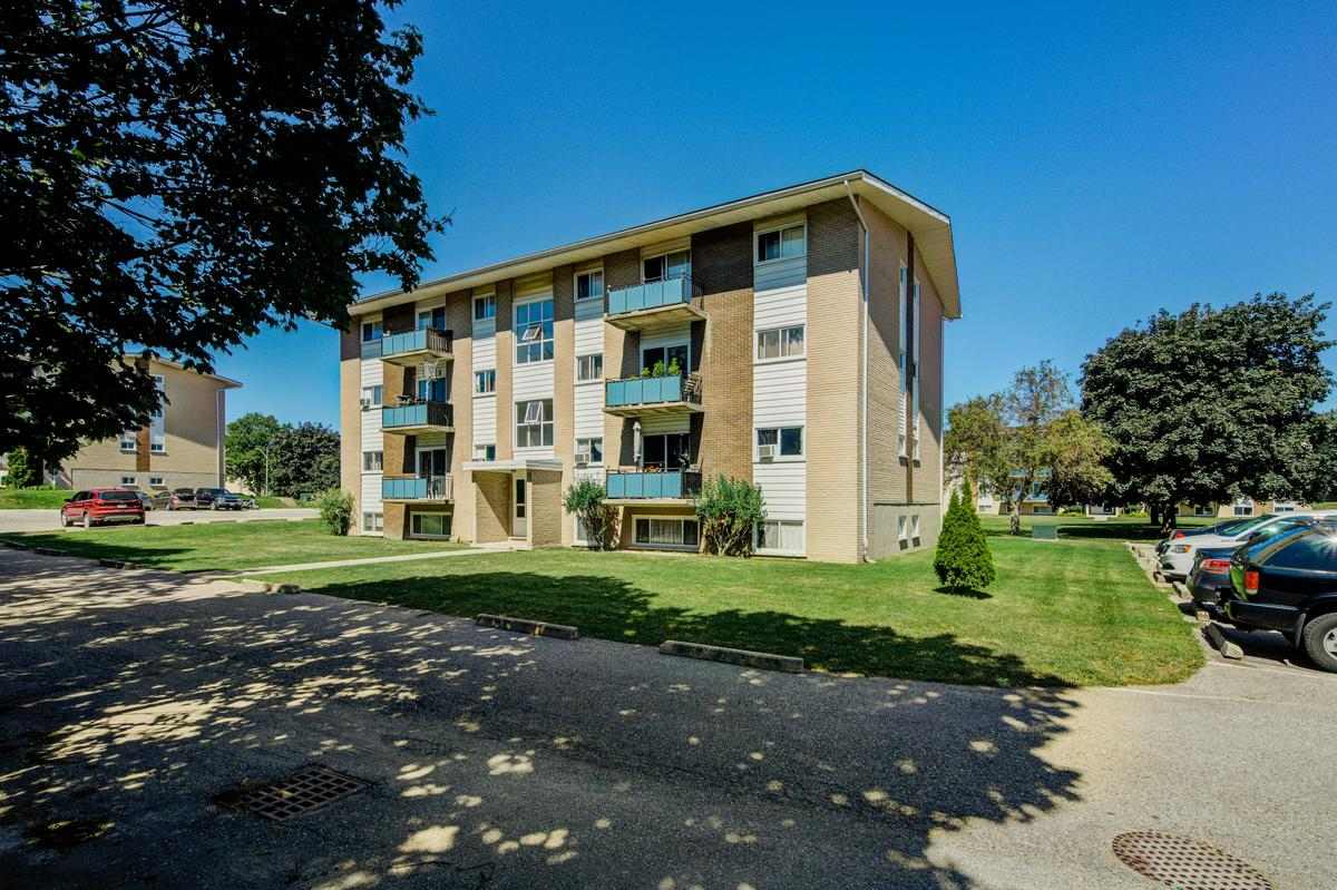 456-10-462 Leinster Street, Woodstock, ON, N4S 7G3 - 28