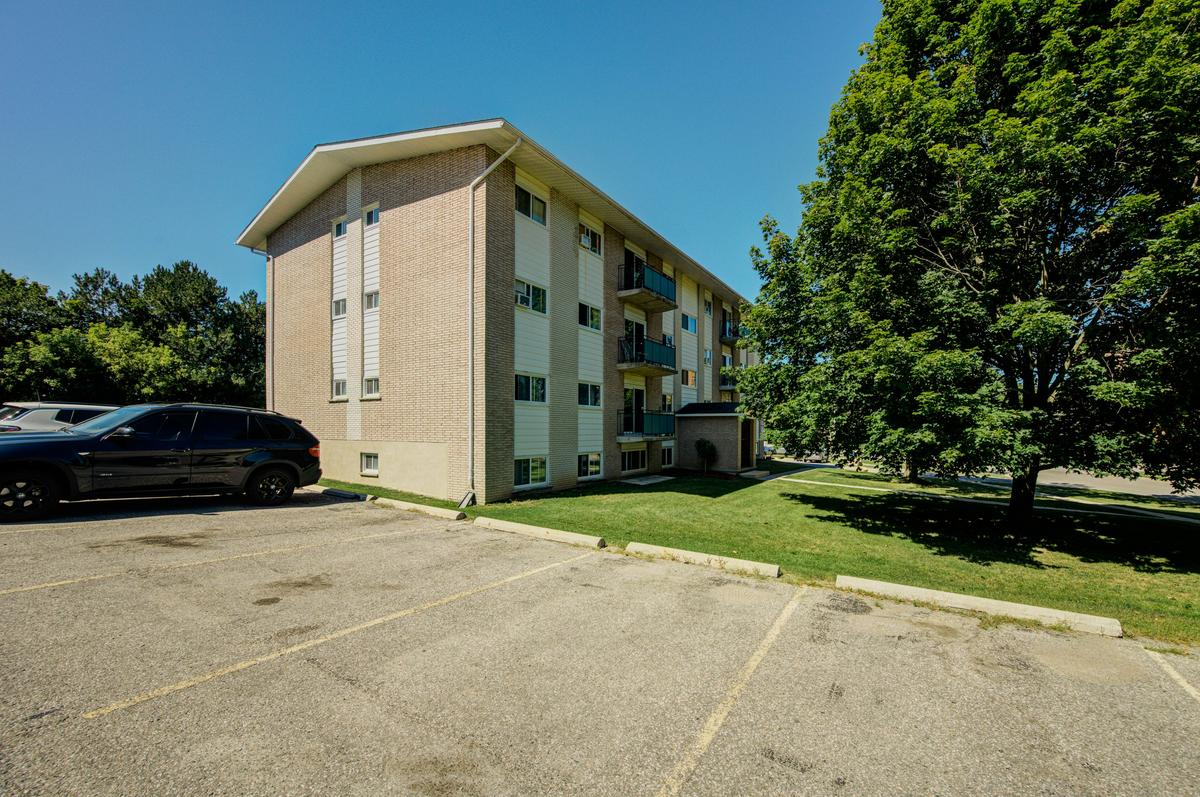 456-10-462 Leinster Street, Woodstock, ON, N4S 7G3 - 17