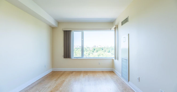 209-411 River Road North, Ottawa, ON, K1L 0A5 - 2