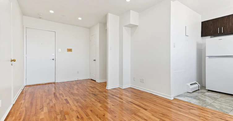 407-5320 Bourret Avenue, Montréal, QC, H3X 1H9 - 5