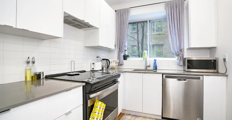 3440 Ridgewood Avenue, Montréal, QC, H3V 1C2 - 10