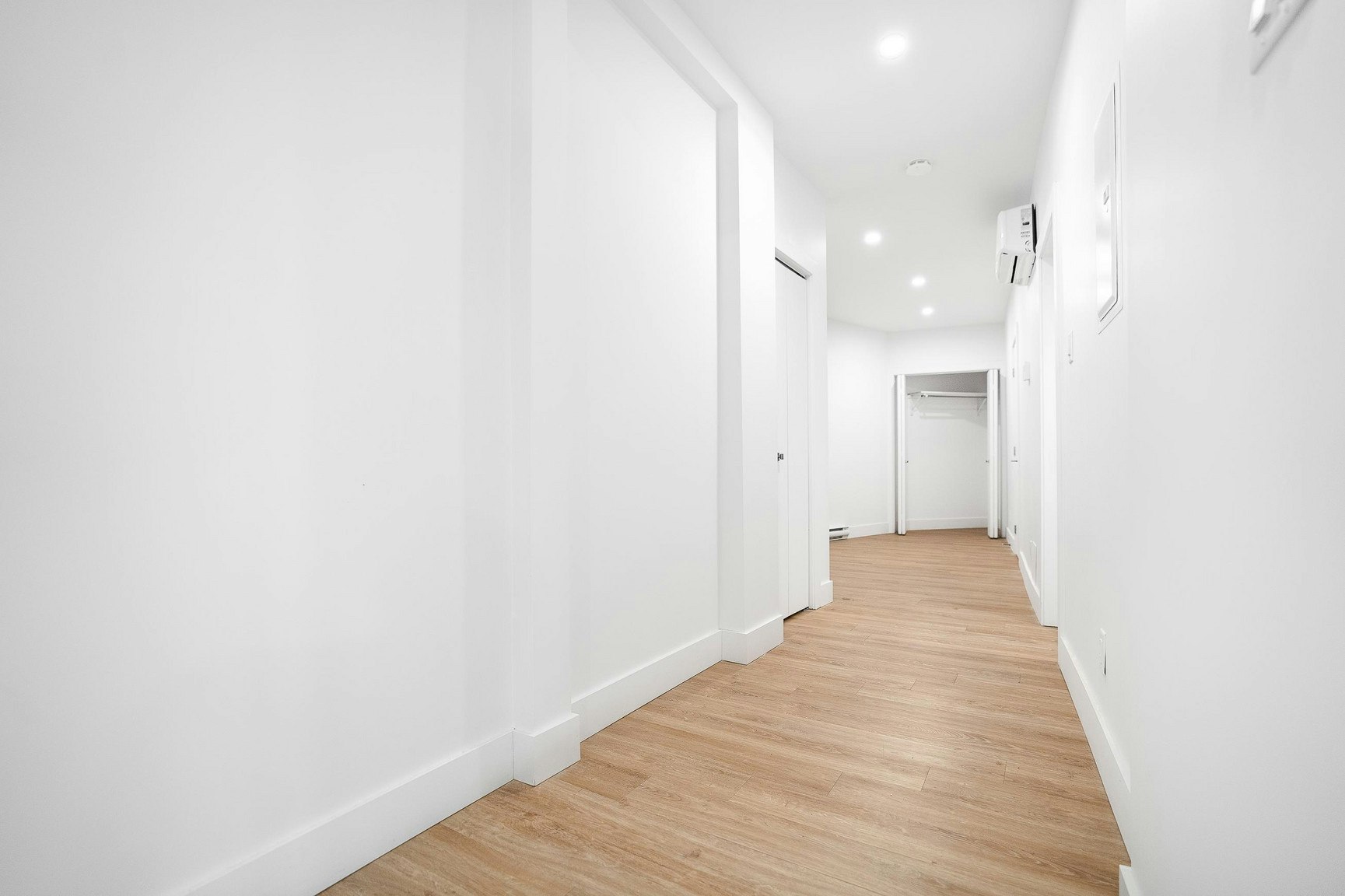3440 Ridgewood Avenue, Montréal, QC, H3V 1C2 - 31
