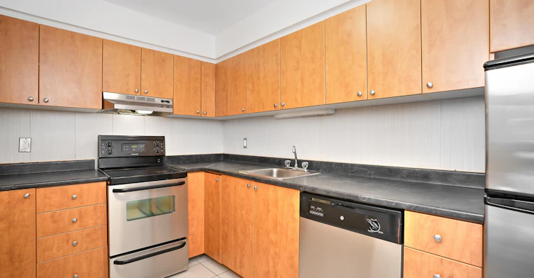 903-2100 Saint Marc Rue, Montréal, QC, H3H 2G6
