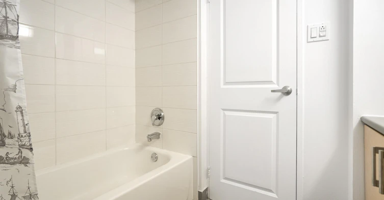 2100 Saint Marc Rue, Montréal, QC, H3H 2G6 - 9