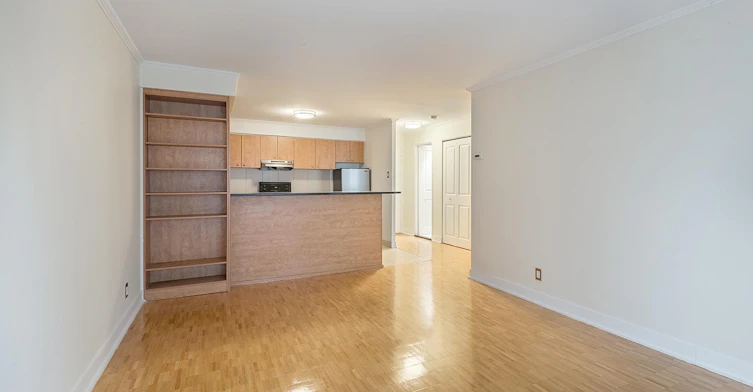 2100 Saint Marc Rue, Montréal, QC, H3H 2G6 - 10