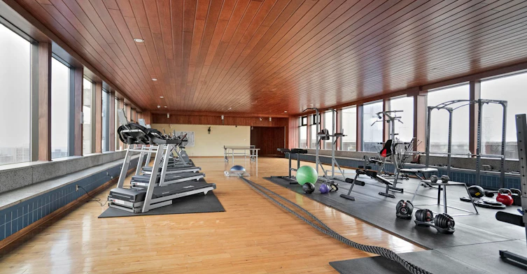 2100 Saint Marc Rue, Montréal, QC, H3H 2G6 - 22