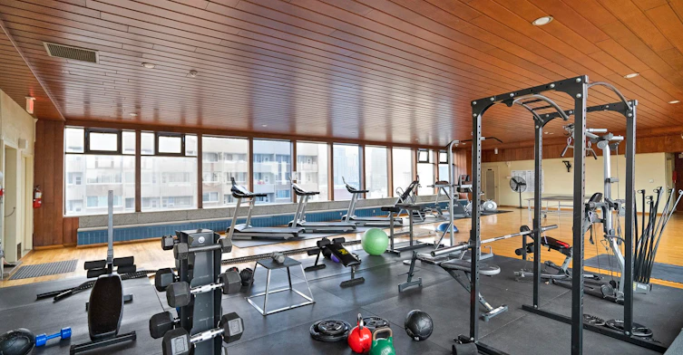 2100 Saint Marc Rue, Montréal, QC, H3H 2G6 - 21