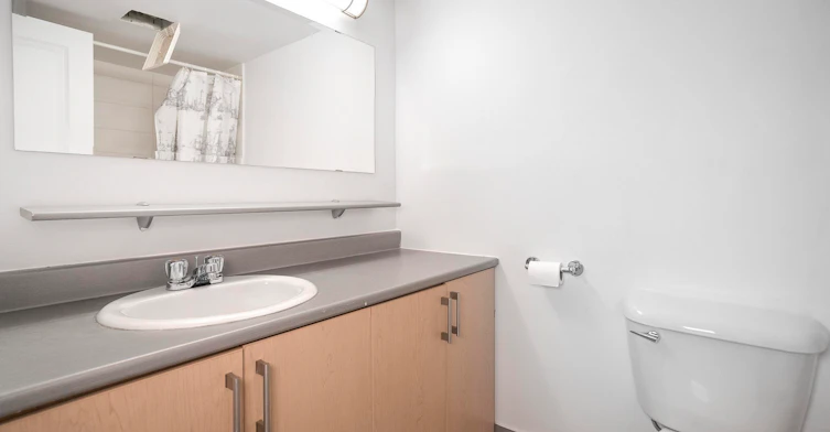 2100 Saint Marc Rue, Montréal, QC, H3H 2G6 - 19