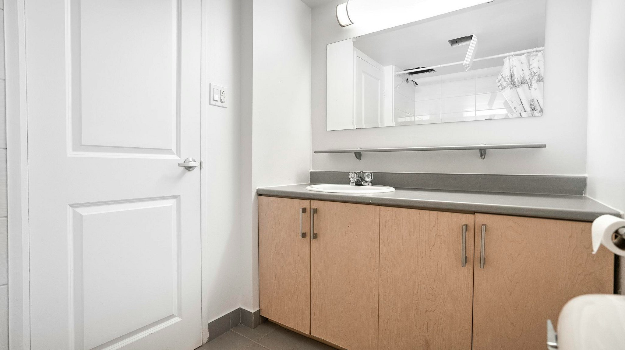 2100 Saint Marc Rue, Montréal, QC, H3H 2G6 - 18