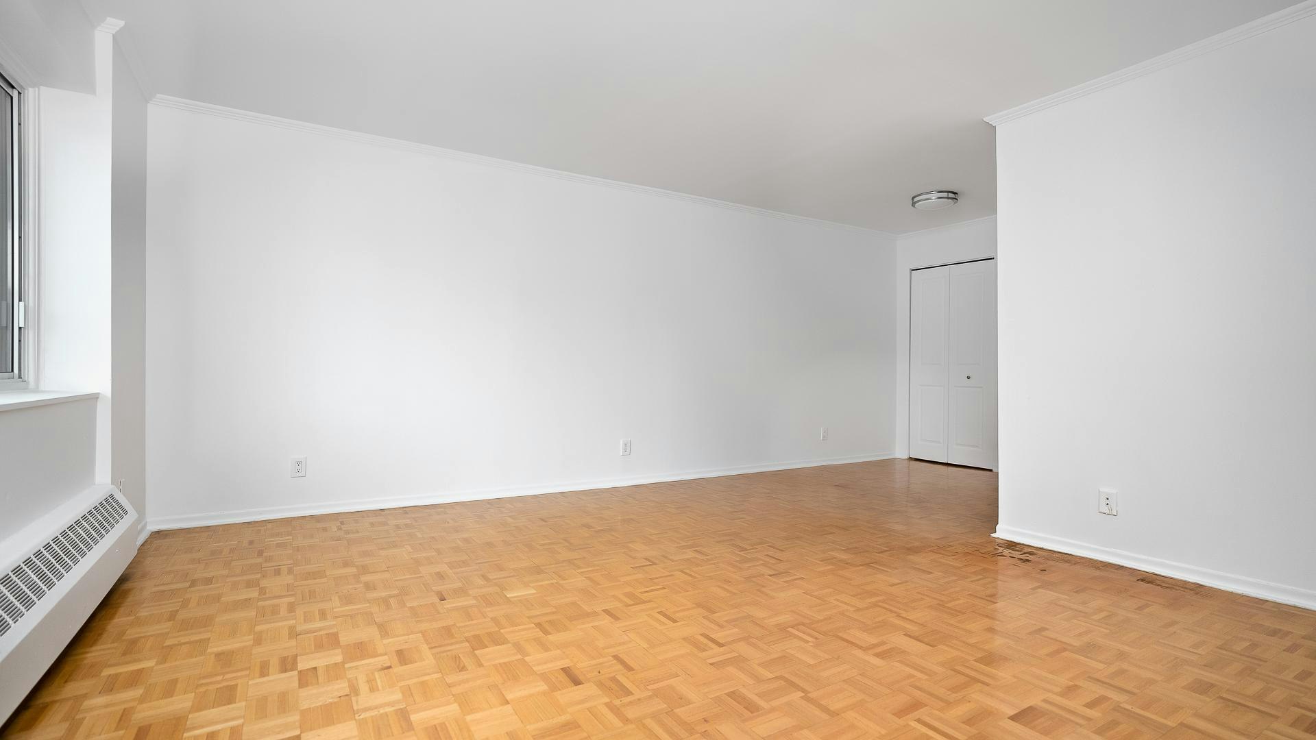 2100 Saint Marc Rue, Montréal, QC, H3H 2G6 - 25