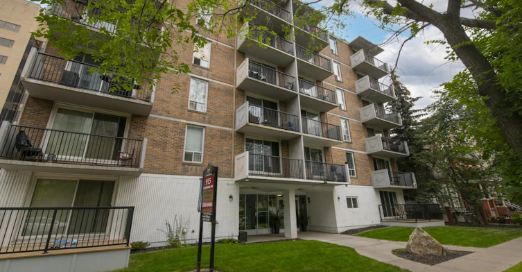 915 13 Avenue SW, Calgary, AB, T2R 1A9