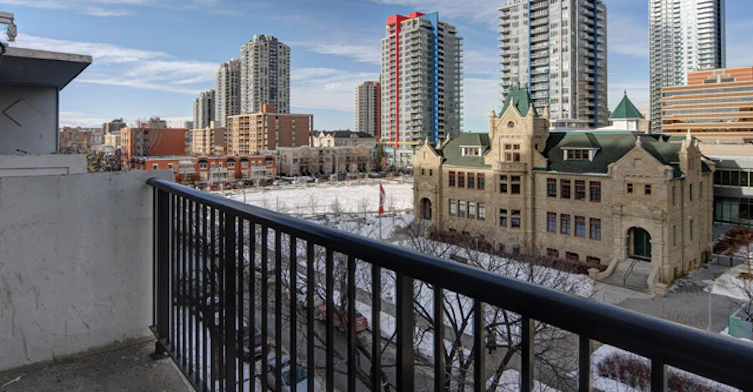 915 13 Avenue SW, Calgary, AB, T2R 1A9 - 6