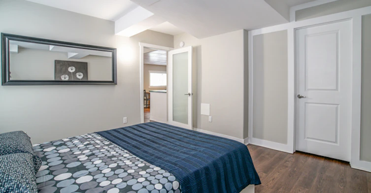 915 13 Avenue SW, Calgary, AB, T2R 1A9 - 12