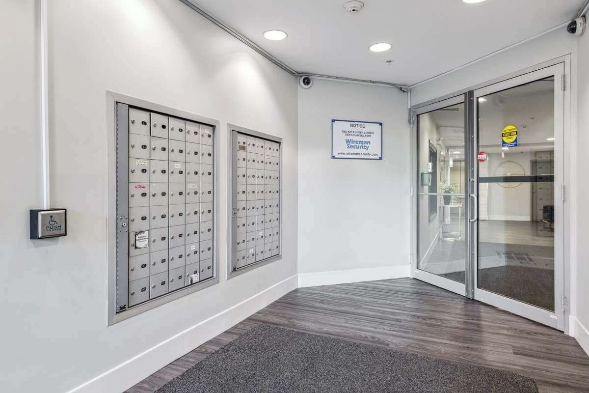 1017 11 Avenue SW, Calgary, AB, T2R 0G1 - 16