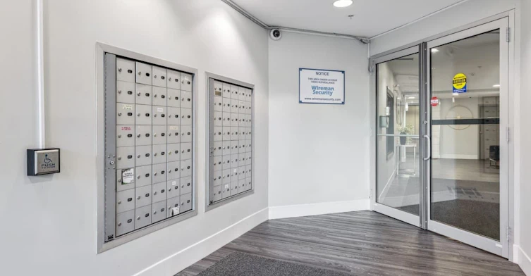 1017 11 Avenue SW, Calgary, AB, T2R 0G1 - 16