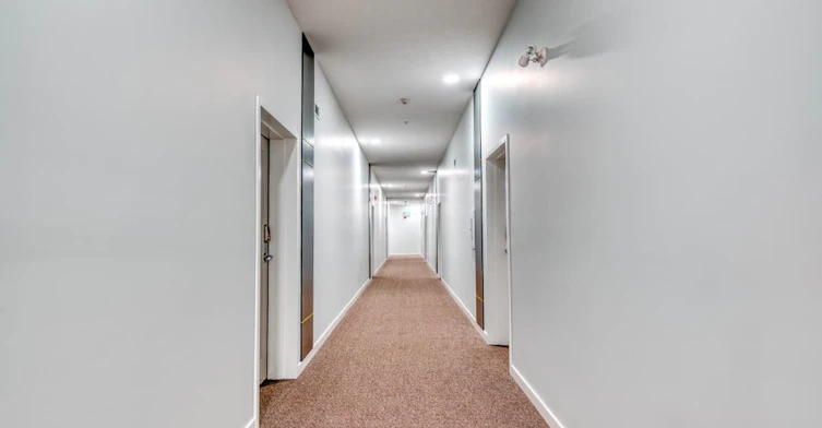 11711 105 Avenue NW, Edmonton, AB, T5H 0L9 - 16