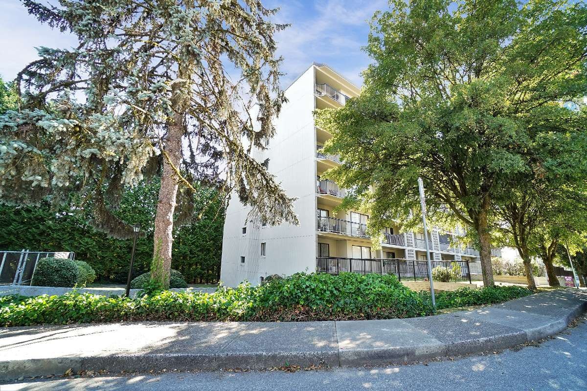 544 Sydney Avenue, Coquitlam, BC, V3K 3J8 - 3