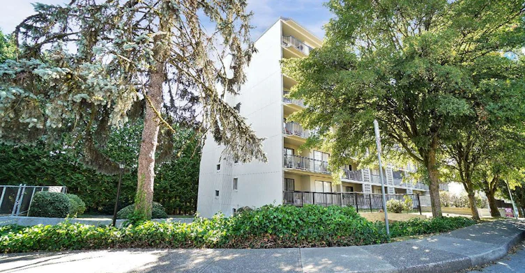 544 Sydney Avenue, Coquitlam, BC, V3K 3J8 - 3