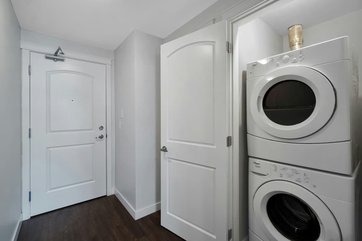 8026 207th Street, Langley, BC, V2Y 1X6 - 16
