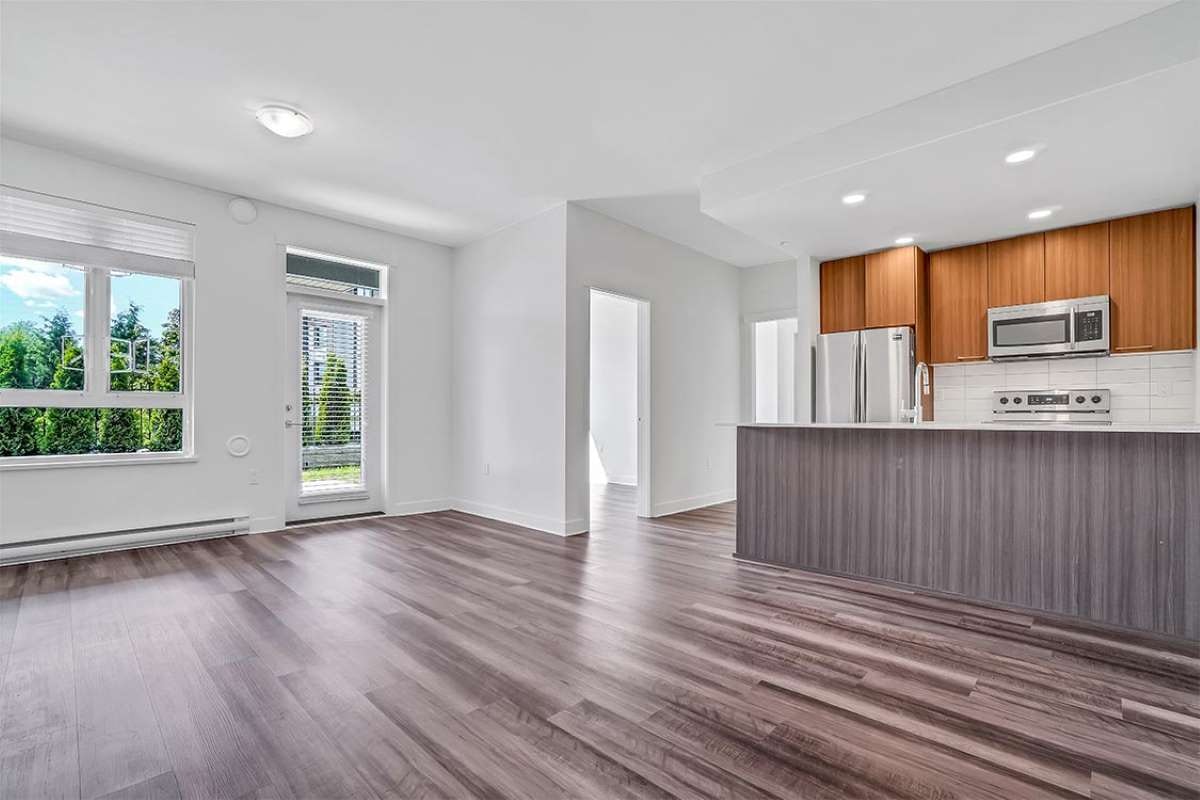5393 201 Street, Langley, BC, V3A 1P6 - 6