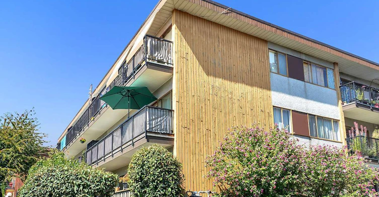 525 Tenth Street, New Westminster, BC, V3M 3Z4 - 3