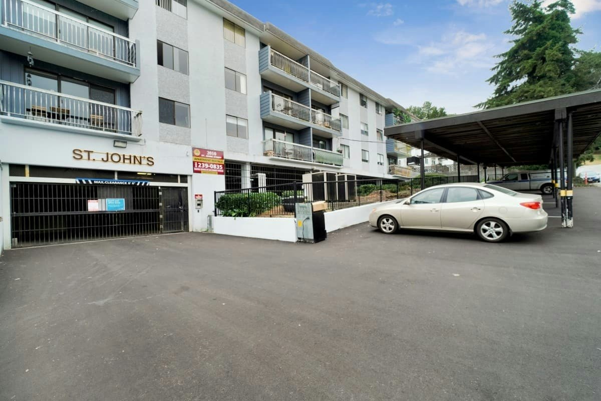 2010 St. Johns Street, Port Moody, BC, V3H 2A2 - 9