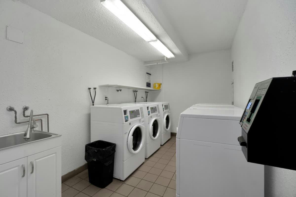 2010 St. Johns Street, Port Moody, BC, V3H 2A2 - 10