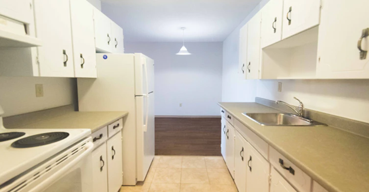 3501 Savannah Avenue, Saanich, BC, V8X 1S5 - 2