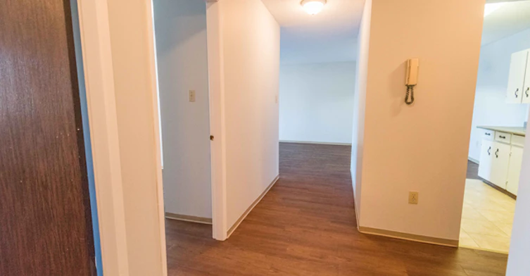 3501 Savannah Avenue, Saanich, BC, V8X 1S5 - 9