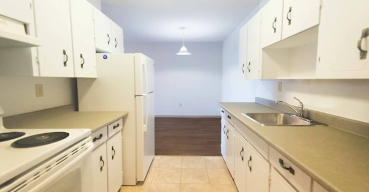 3501 Savannah Avenue, Saanich, BC, V8X 1S5 - 3