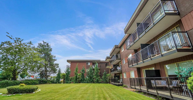10463 150th Street, Surrey, BC, V3R 4B2 - 10