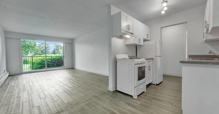 10463 150th Street, Surrey, BC, V3R 4B2 - 5