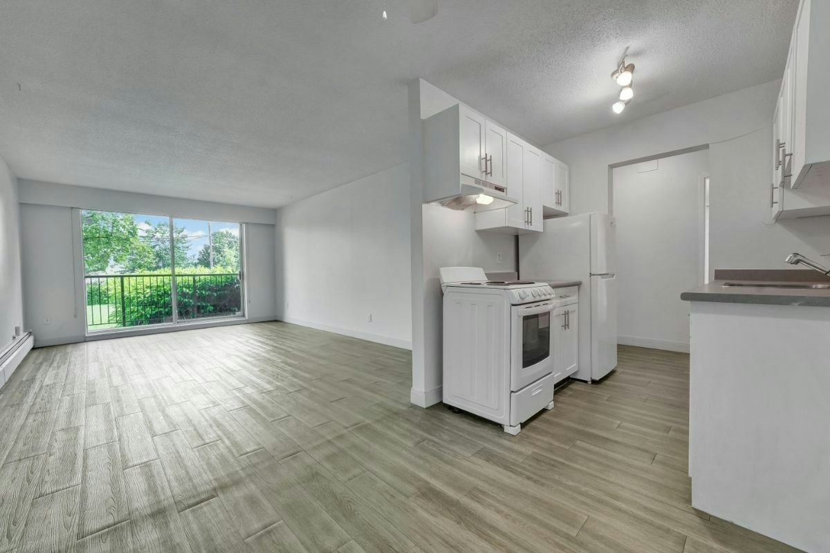10463 150th Street, Surrey, BC, V3R 4B2 - 2
