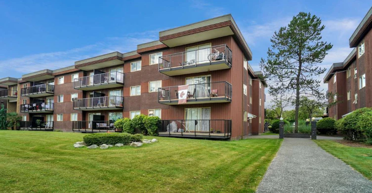 10463 150th Street, Surrey, BC, V3R 4B2 - 3