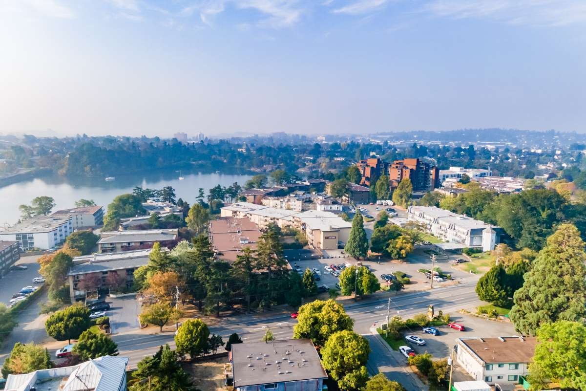 243 East Gorge Road, Victoria, BC, V9A 1L1 - 16