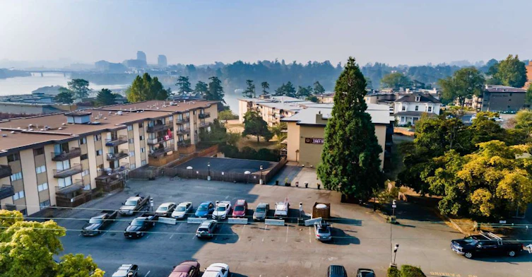 243 East Gorge Road, Victoria, BC, V9A 1L1 - 15